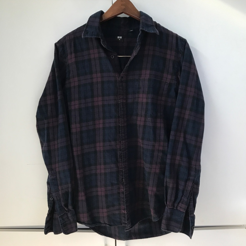 UNIQLO Navy and Dark Purple Men's Flannel - Picture 5 of 5